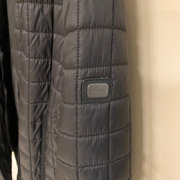 DKNY Black Puffer! size M! - Picture 3 of 4